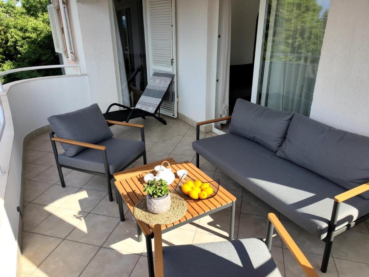 Apartment Snjezana